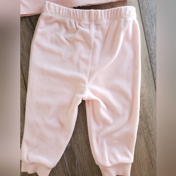 Baby's Ralph lauren light pink velour jogging suit in Size 9 months. - Picture 8 of 10